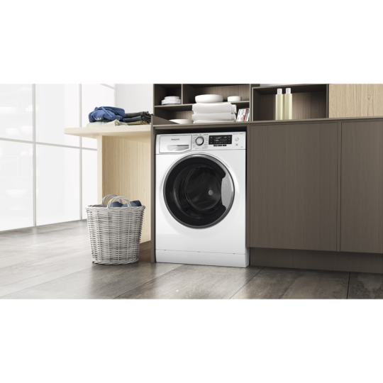 Стиральная машина «Hotpoint-Ariston» NSD 6239 S VE RU