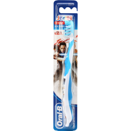 Зубная щетка «Oral-B Junior» детская.