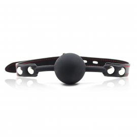 Силиконовый кляп-шар на черном ремне с красной прострочкой