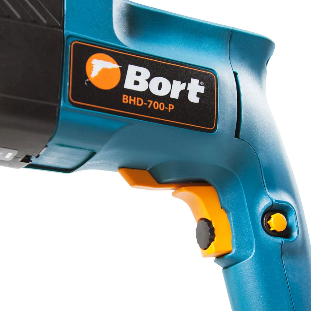 Перфоратор «Bort» BHD-700-P