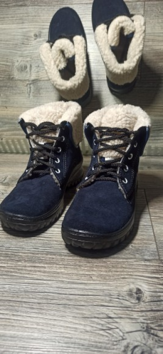 Ботинки женские (зима) - 35й размер
