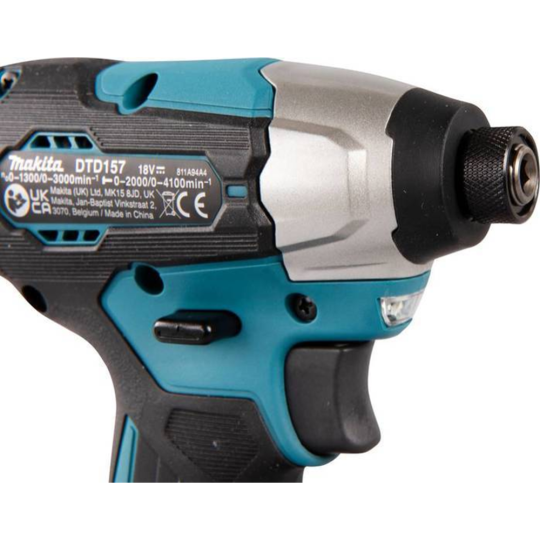 Винтоверт «Makita» DTD157RTJ