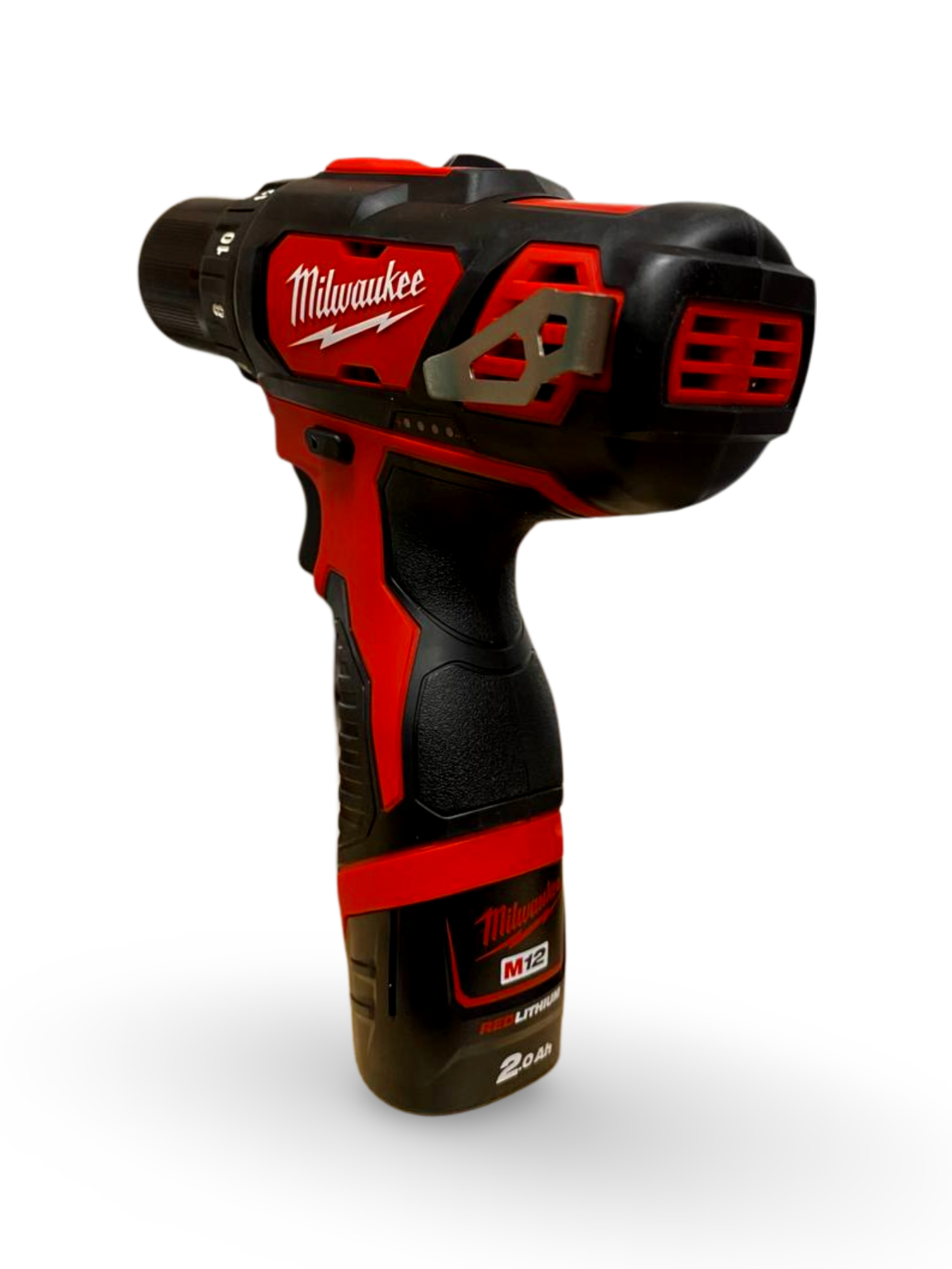 Аккумуляторная дрель-шуруповерт Milwaukee M12 BDD-202С