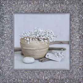 Картина с цветами на стену в багетной раме серебро интерьерная