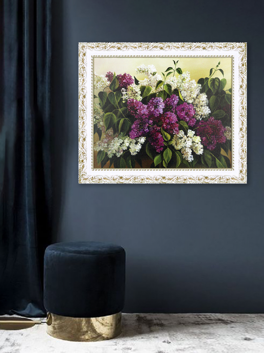 Картина на стену с цветами в багетной белой раме Сирень
