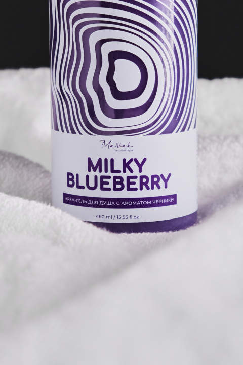 Парфюмированный Крем-гель для душа с ароматом черники Mariee la cosmetique Milky Blueberry 460мл