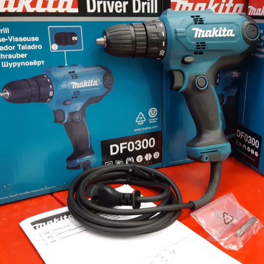 Дрель-шуруповерт «Makita» DF0300