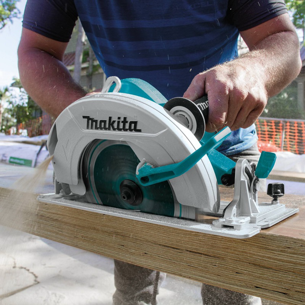 Циркулярная пила «Makita» HS 0600