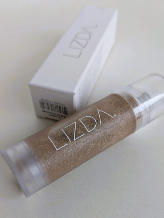 Тональная основа с гиалуроновой кислотой Lizda Zero Fit Cover Capsule Foundation 21 тон, 35 мл