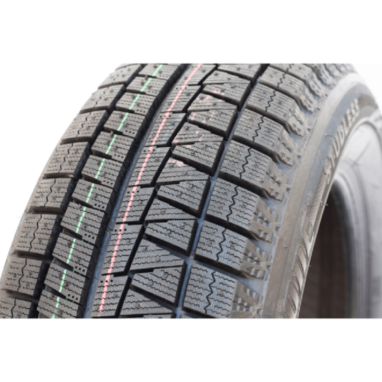 Зимняя шина «Bridgestone» Blizzak Revo GZ, 225/60R17, 99S