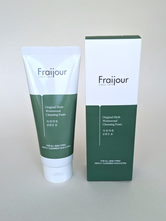 Очищающая пенка с полынью EVAS Fraijour Original Herb Wormwood Cleansing Foam 150мл