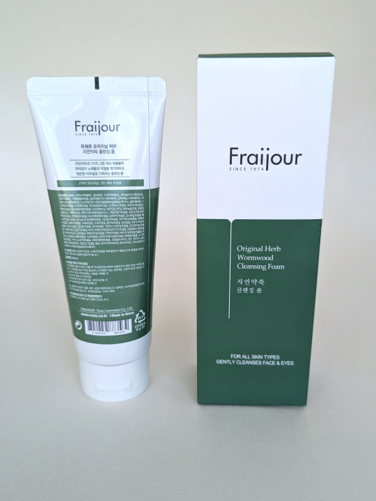 Очищающая пенка с полынью EVAS Fraijour Original Herb Wormwood Cleansing Foam 150мл