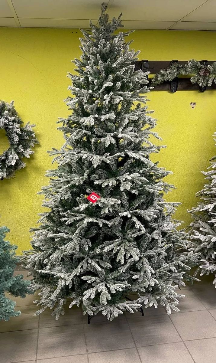 Ель заснеженная Christmas Tree MonPelie 1,8 м