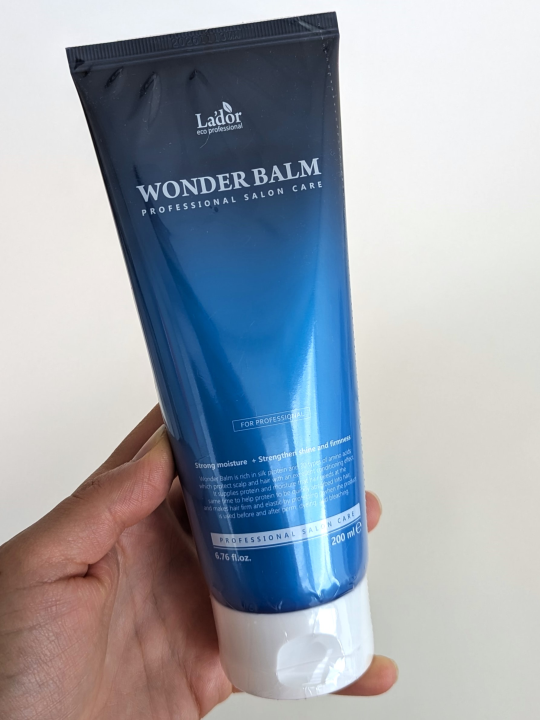 Увлажняющий экспресс-бальзам для волос LADOR Wonder Balm - 200 мл.