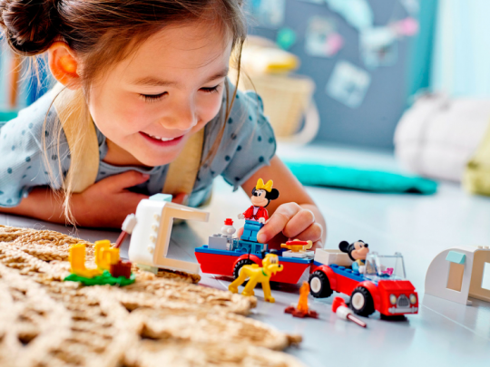 Конструктор LEGO Disney 10777 Поход Микки Мауса и Минни Маус