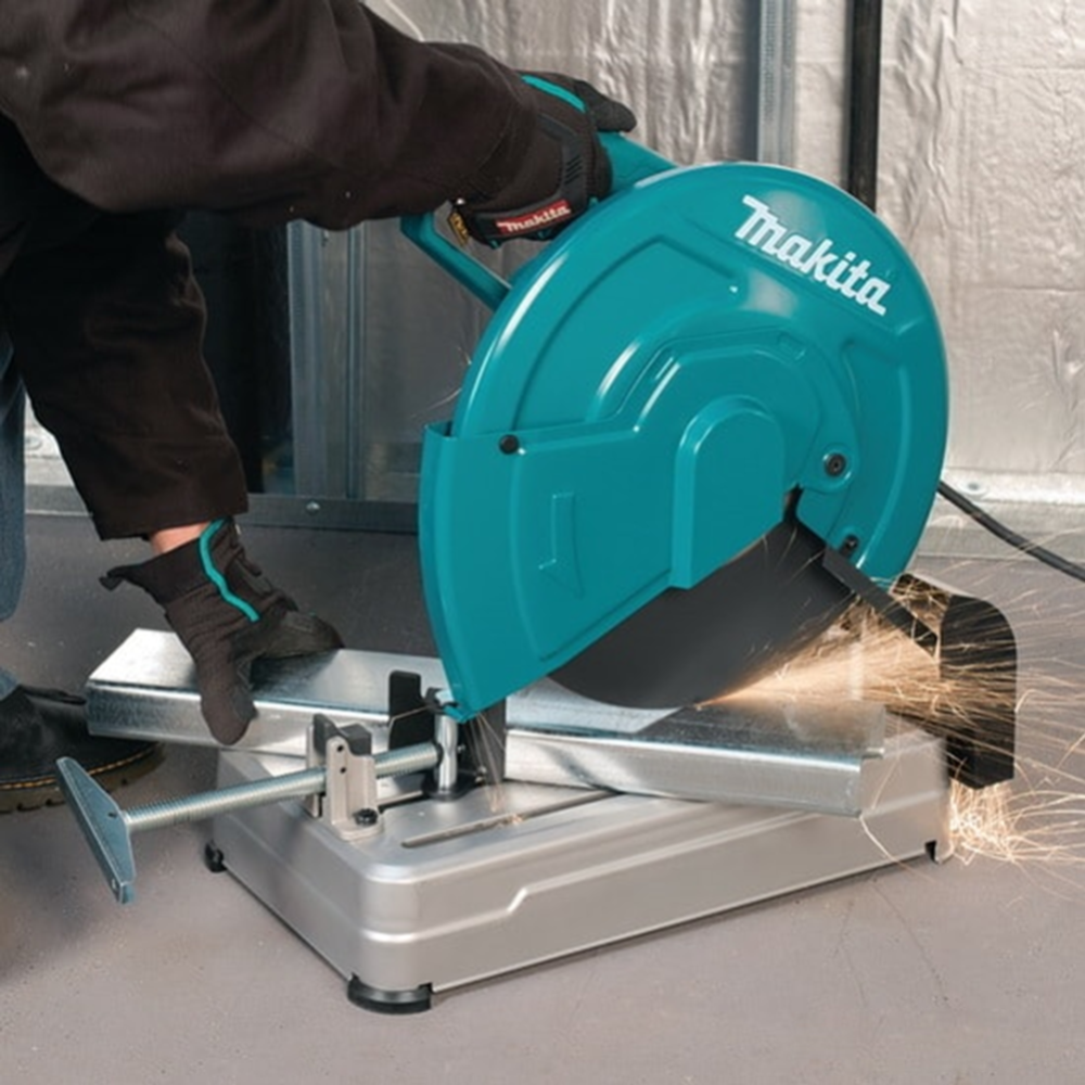 Торцовочная пила «Makita» LW1400