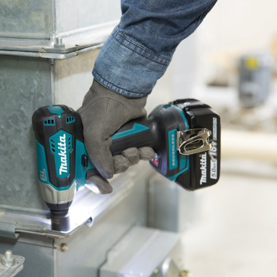 Гайковерт «Makita» DTW180Z