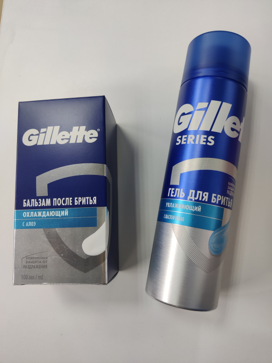 Гель для бритья Gillette Series Moisturizing / Увлажняющий 200 мл + Бальзам после бритья мужской Gillette Cooling / Охлаждающий 100 мл