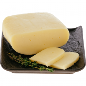 Сыр по­лутвер­дый «Sveza» Су­лу­гу­ни, 40%, 1 кг